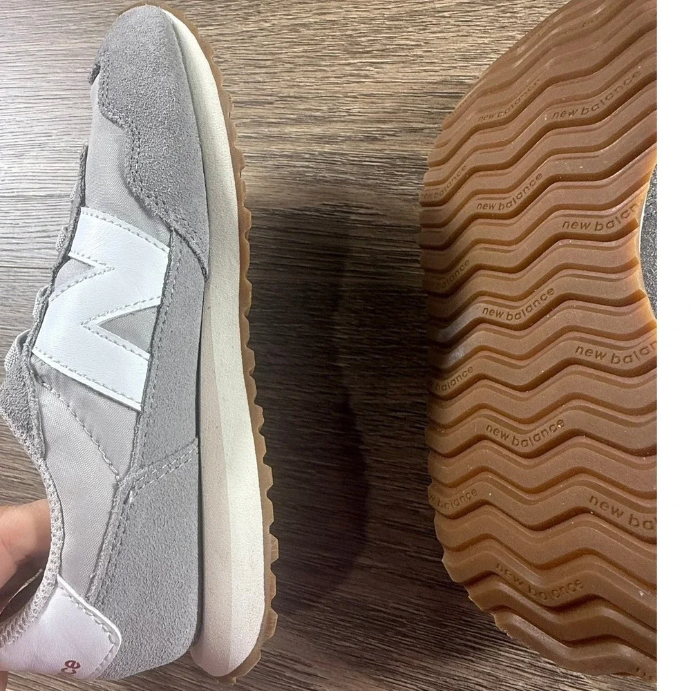 New Balance 237 Youth Sneakers Gray White Elastic Laces Lifestyle School Neutral